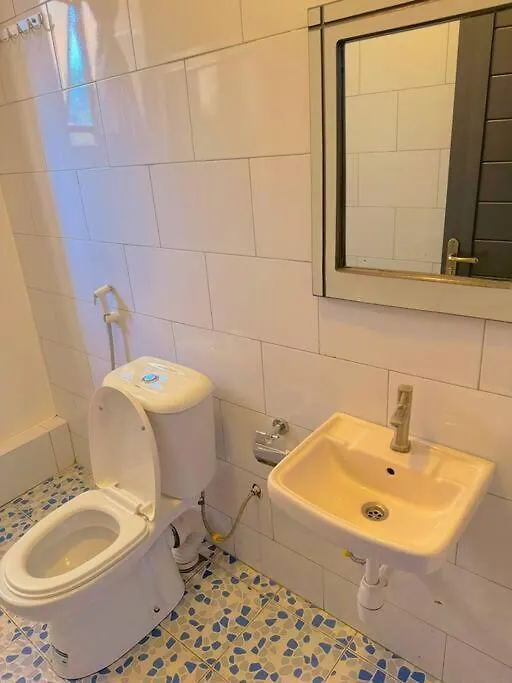 Private,Peaceful & Relaxing Apt In The Bukoto Area Kampala 0*,  Uganda